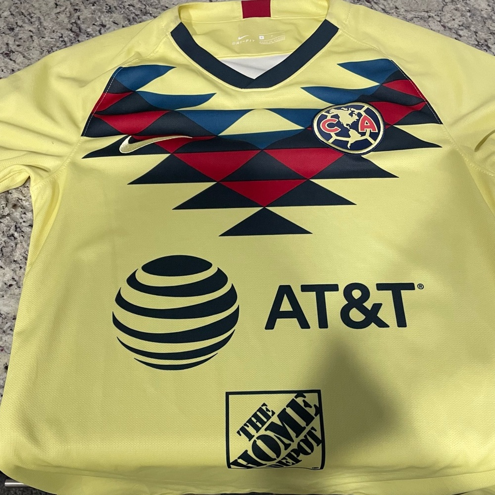 Club America Liga MX Authentic Men’s Nike Soccer Jersey (Small)